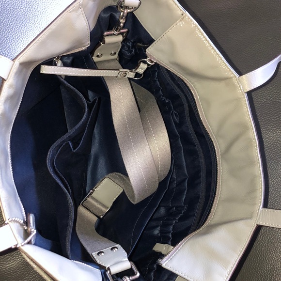 Coach Handbag - Picture 2 of 4